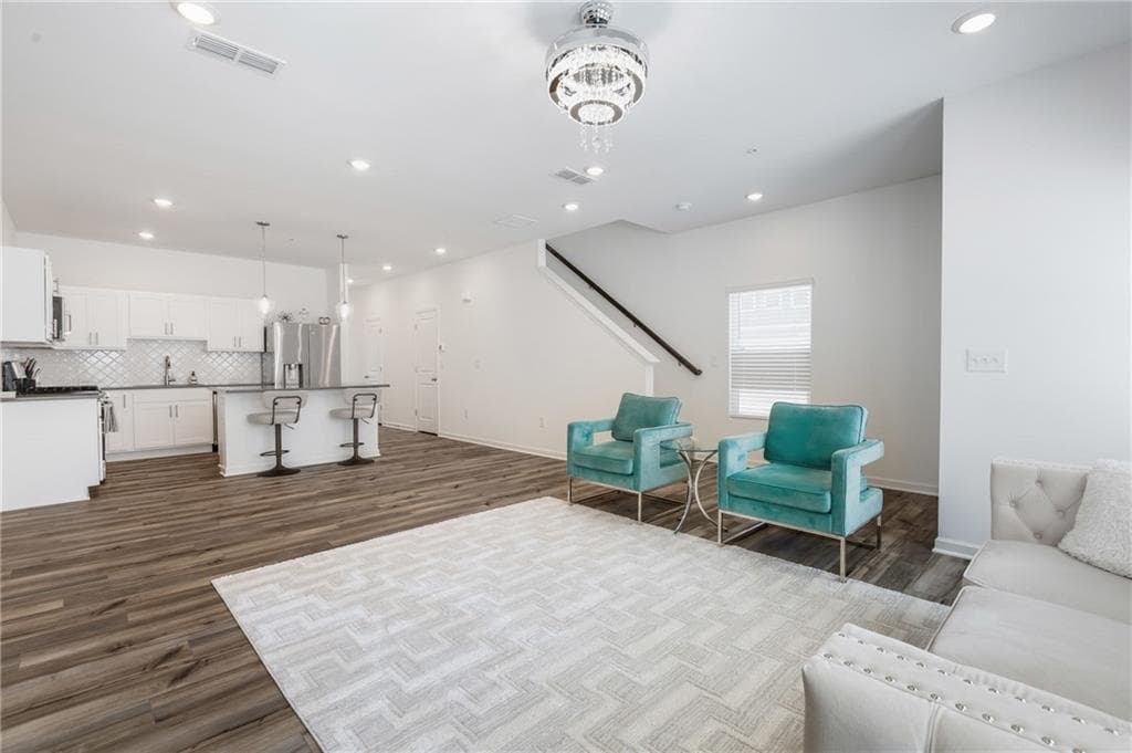 3 bedroom, 3 bathroom, 1,507 sq ft townhouse for sale at 2101 Stillhaven Place, Douglasville, GA 30135 — photo 6