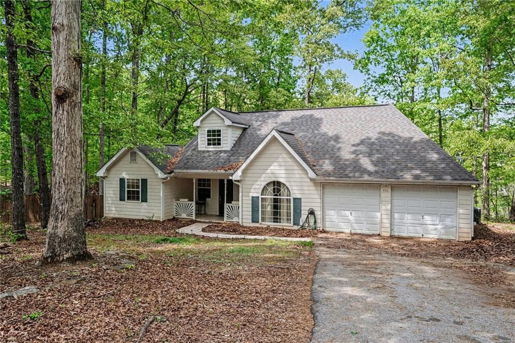 3 bedroom, 2 bathroom, 1,550 sq ft single family residence sold at 490 Forest Road, Covington, GA 30016