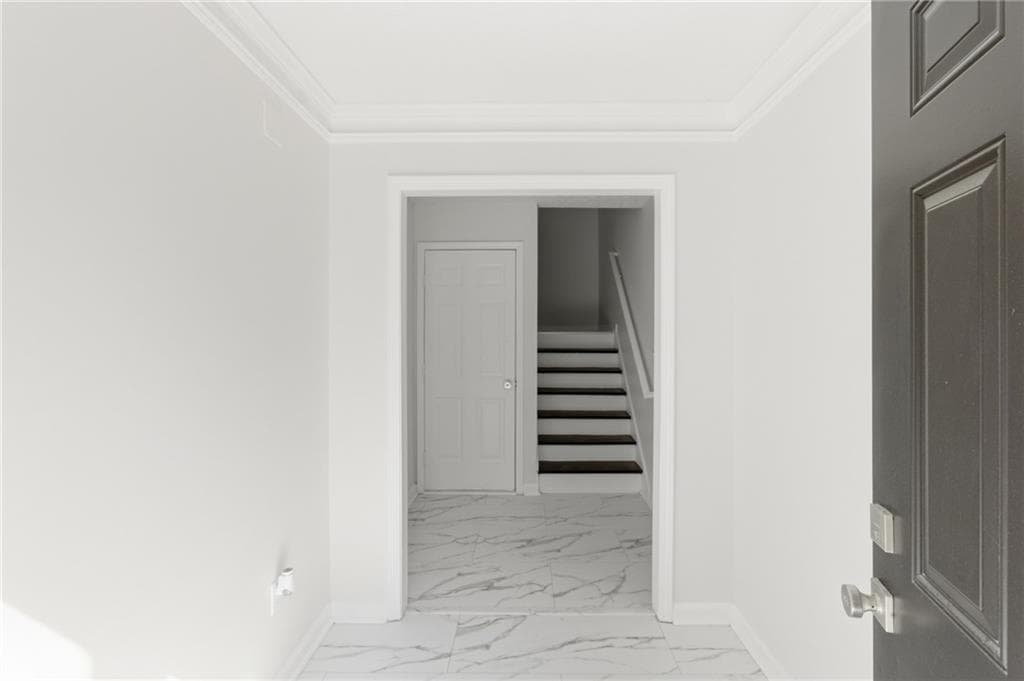 3 bedroom, 2 bathroom, 2,465 sq ft single family residence for sale at 3760 Mountain Cove Road, Snellville, GA 30039 — photo 5