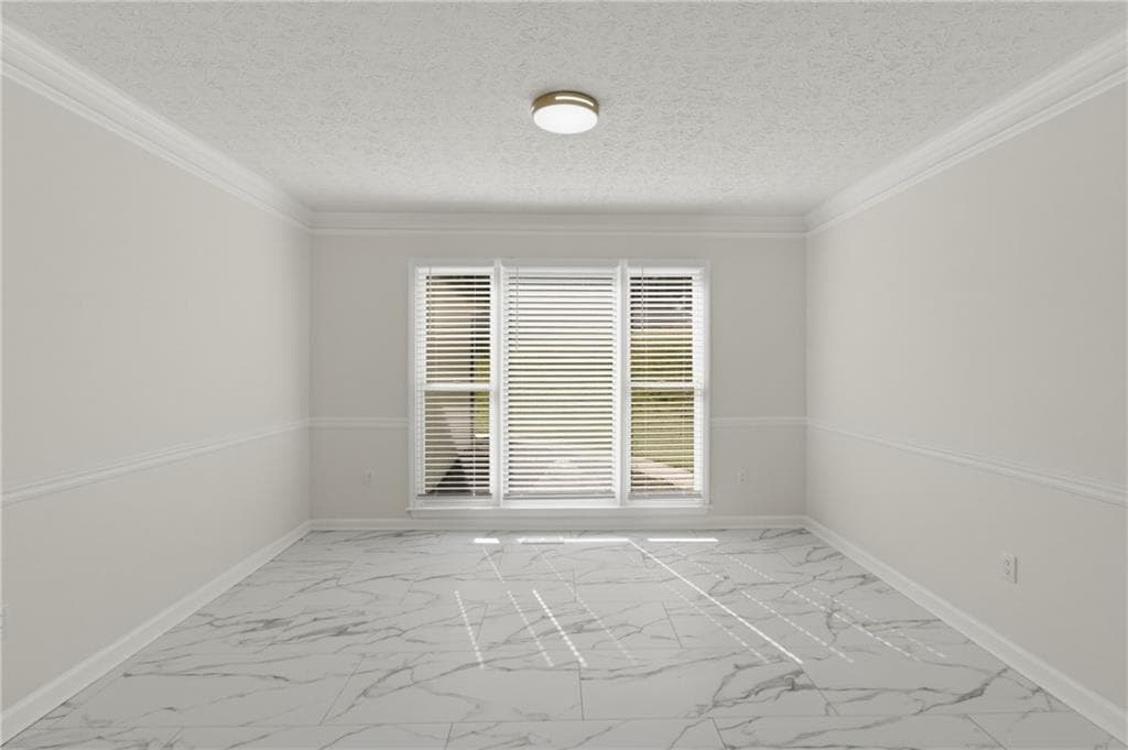 3 bedroom, 2 bathroom, 2,465 sq ft single family residence for sale at 3760 Mountain Cove Road, Snellville, GA 30039 — photo 6