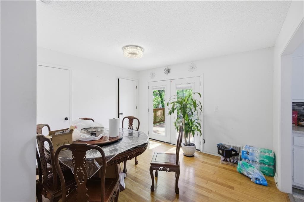 3 bedroom, 2 bathroom, 1,215 sq ft single family residence for sale at 3122 Morris Lane, Lawrenceville, GA 30044 — photo 10