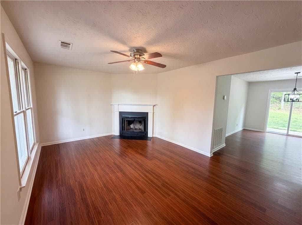3 bedroom, 2 bathroom, 1,240 sq ft single family residence for sale at 1514 Willow Gate Way, Auburn, GA 30011 — photo 8