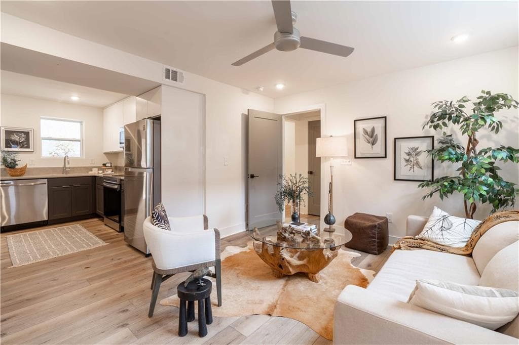 1 bedroom, 1 bathroom apartment for rent at 1200 Fourteenth Place, Atlanta, GA 30309 for $1,695 a month — photo 3