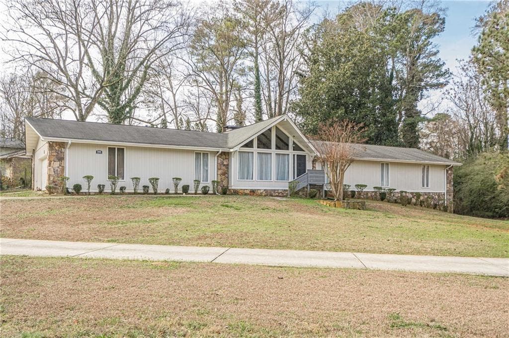 5681 Williams Road