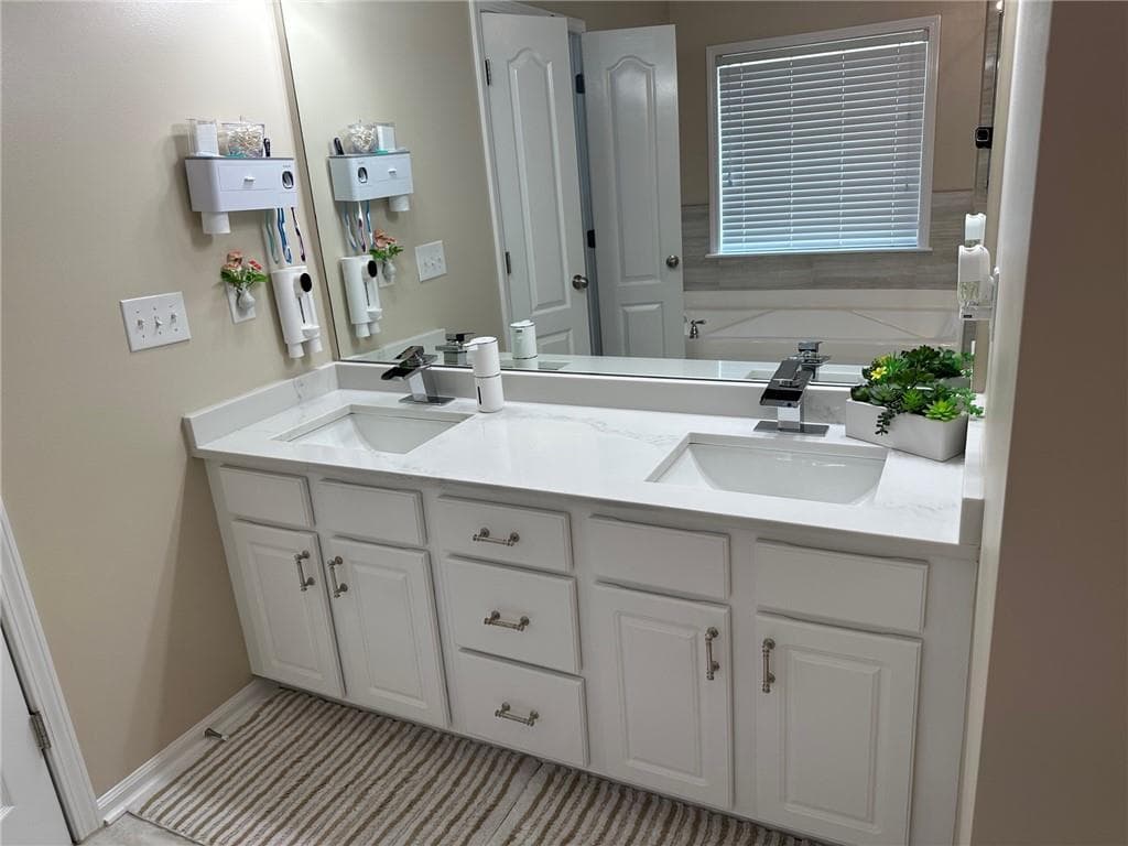 4 bedroom, 3 bathroom, 2,834 sq ft single family residence for sale at 3863 Amberleigh Trace, Gainesville, GA 30507 — photo 6
