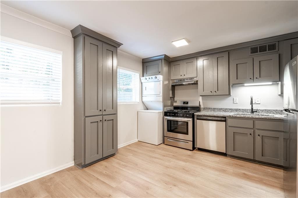 2 bedroom, 1 bathroom apartment for rent at 1135 Woodland Avenue, Atlanta, GA 30324 for $1,595 a month — photo 8