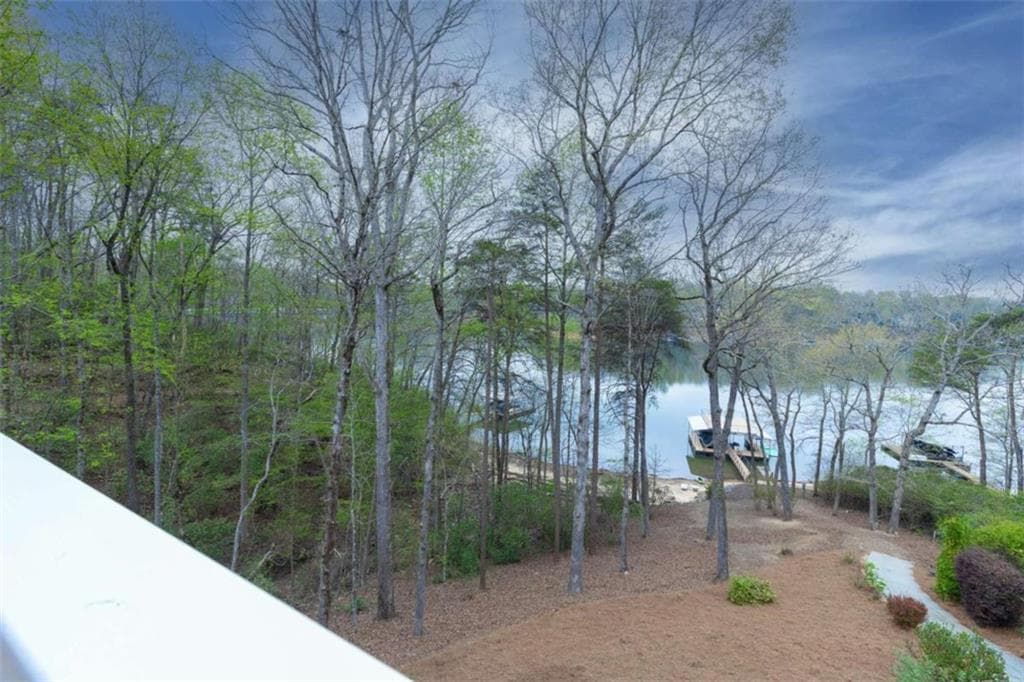 5 bedroom, 5 bathroom, 7,297 sq ft single family residence for sale at 5804 Ridgewater Circle, Gainesville, GA 30506 — photo 2
