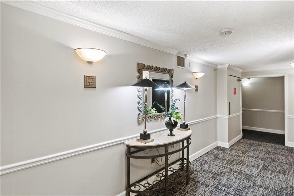 2 bedroom, 2 bathroom, 1,109 sq ft condominium for sale at 795 Hammond Drive 513, Atlanta, GA 30328 — photo 4