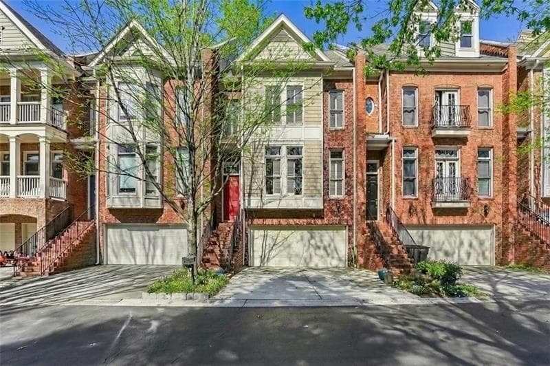 3 bedroom, 4 bathroom, 3,216 sq ft townhouse sold at 1454 Wembley Ct, Atlanta, GA 30329