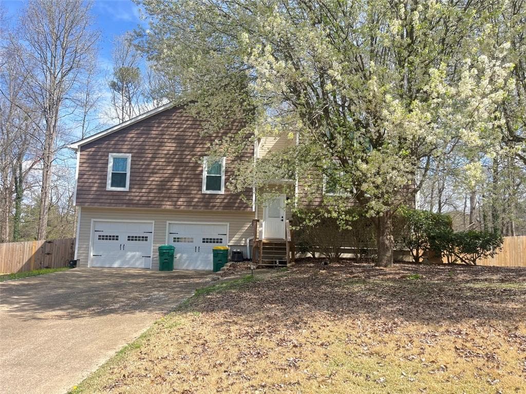 3 bedroom, 3 bathroom, 2,256 sq ft single family residence sold at 406 Park Terrace, Woodstock, GA 30188