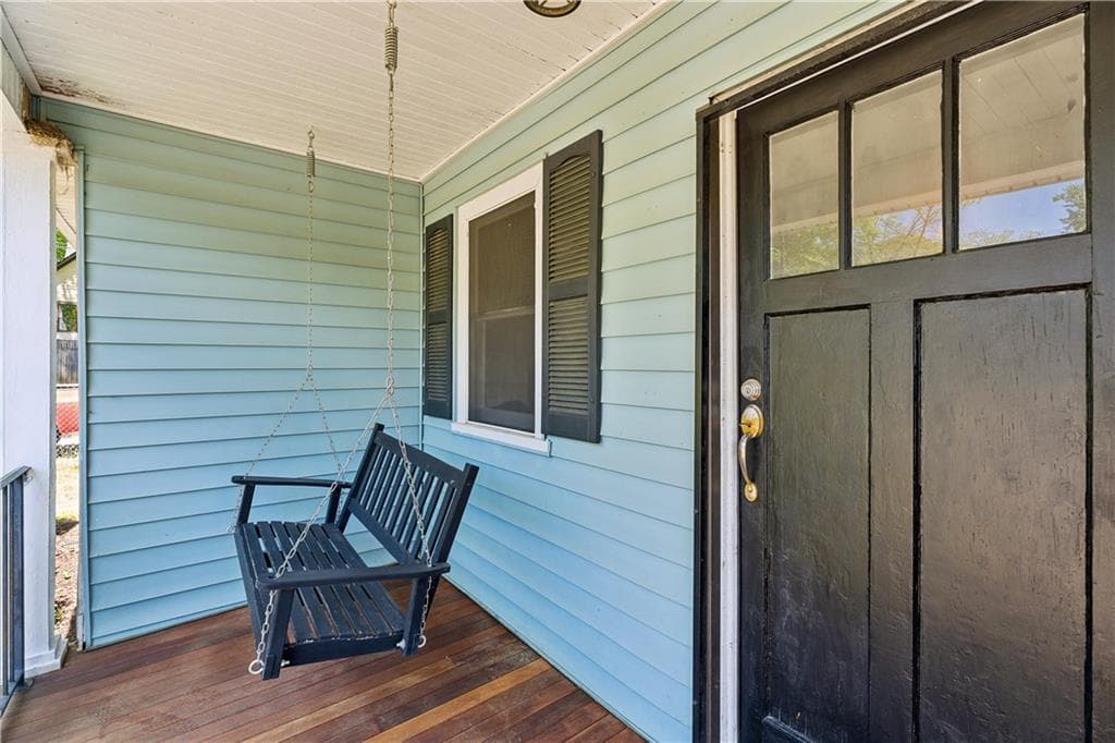 2 bedroom, 1 bathroom, 833 sq ft single family residence for sale at 404 Blake Avenue, Atlanta, GA 30316 — photo 2
