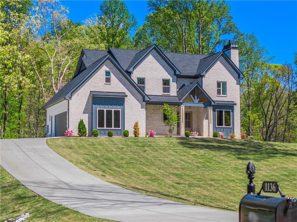 5 bedroom, 5 bathroom, 4,669 sq ft single family residence for sale at 1136 Lexington Ridge Road, Hoschton, GA 30548 — photo 8