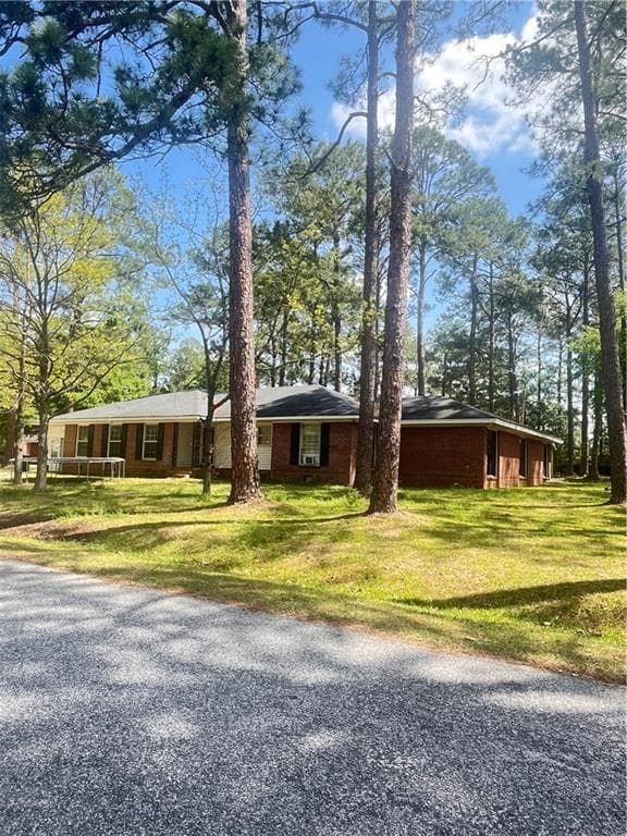 3 bedroom, 2 bathroom, 2,516 sq ft single family residence for sale at 1105 Camellia Drive, Cordele, GA 31015 — photo 8