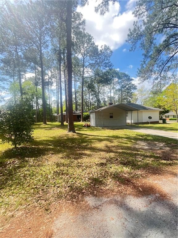 3 bedroom, 2 bathroom, 2,516 sq ft single family residence for sale at 1105 Camellia Drive, Cordele, GA 31015 — photo 7