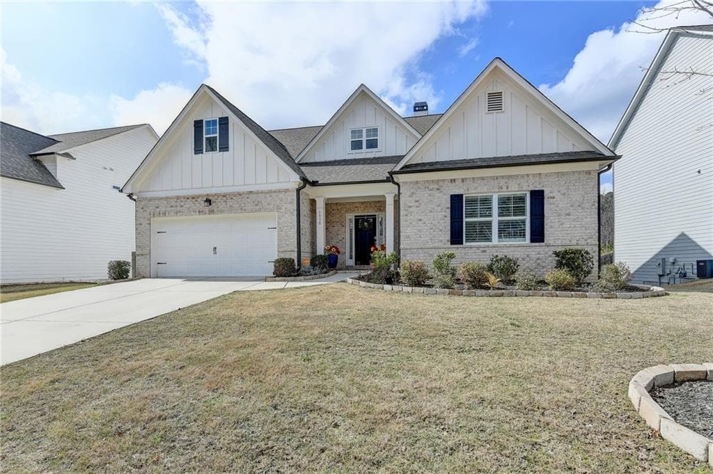 4 bedroom, 3 bathroom, 2,605 sq ft single family residence for sale at 1930 Grand Lanier Drive, Buford, GA 30518 — photo 3