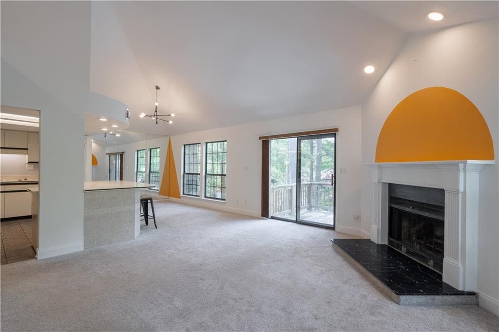 3 bedroom, 2 bathroom, 1,929 sq ft condominium for sale at 3028 Steeplechase Drive, Alpharetta, GA 30004 — photo 2