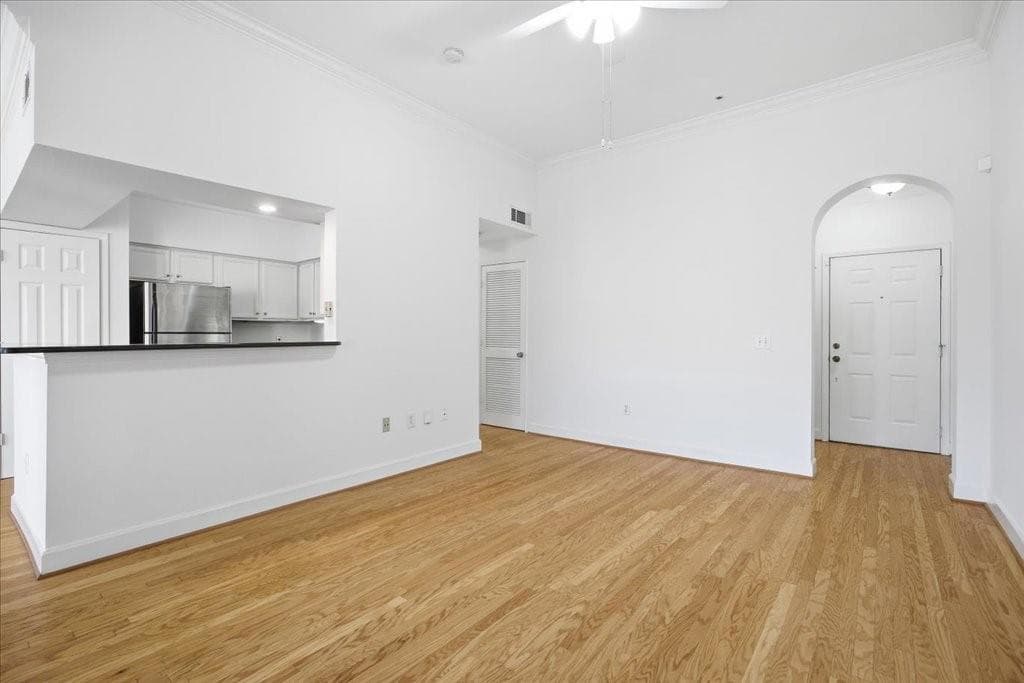 2 bedroom, 2 bathroom, 1,160 sq ft condominium for rent at 3777 Peachtree Road 1432, Brookhaven, GA 30319 for $2,500 a month — photo 5