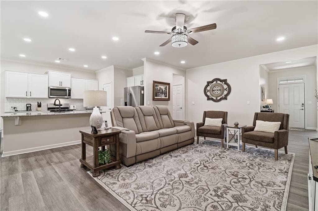 3 bedroom, 2 bathroom, 1,922 sq ft single family residence under contract at 487 Majestic Oak Circle, Dallas, GA 30132 — photo 10