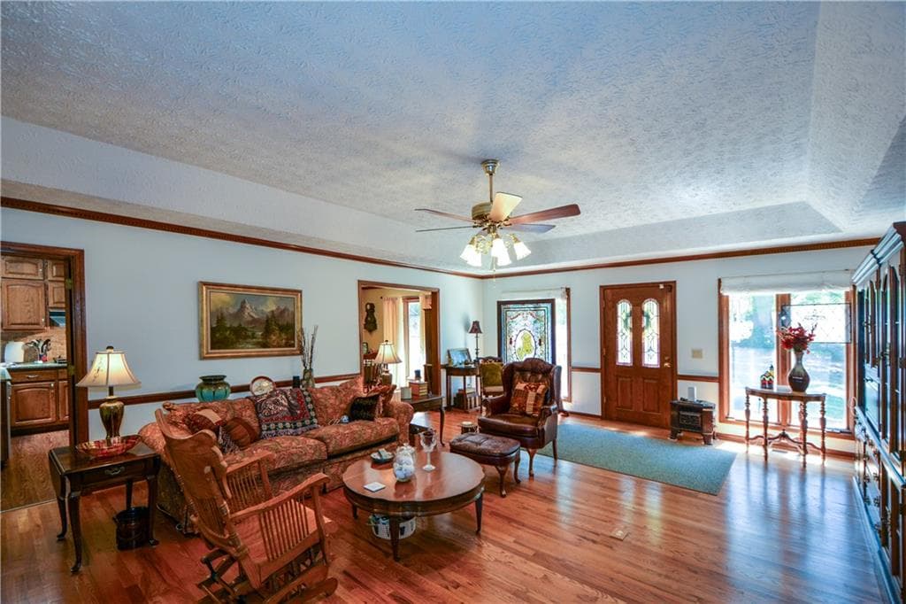 4 bedroom, 4 bathroom, 4,200 sq ft single family residence for sale at 130 Hawn Road, Fayetteville, GA 30215 — photo 6