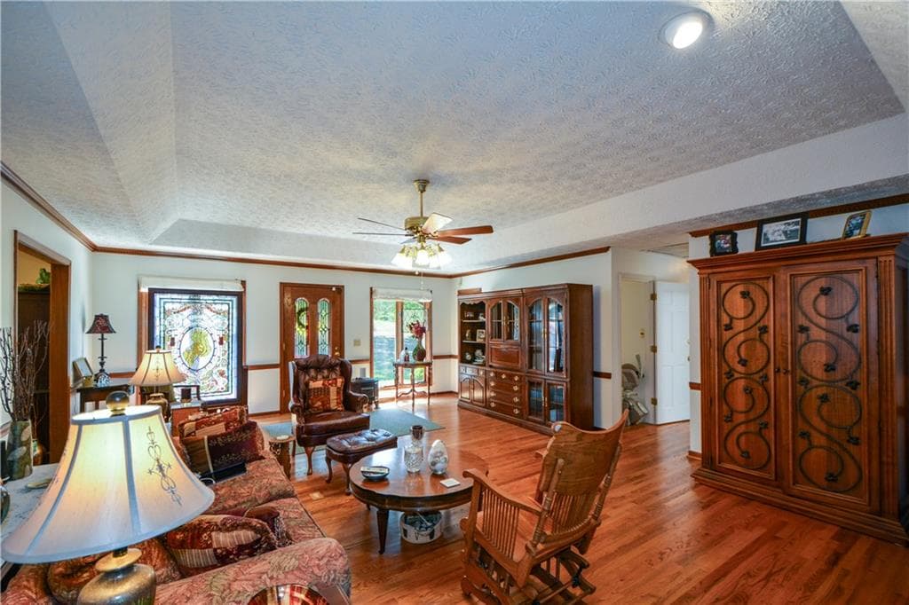 4 bedroom, 4 bathroom, 4,200 sq ft single family residence for sale at 130 Hawn Road, Fayetteville, GA 30215 — photo 7