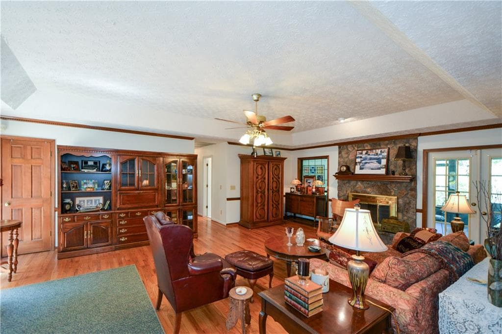 4 bedroom, 4 bathroom, 4,200 sq ft single family residence for sale at 130 Hawn Road, Fayetteville, GA 30215 — photo 8