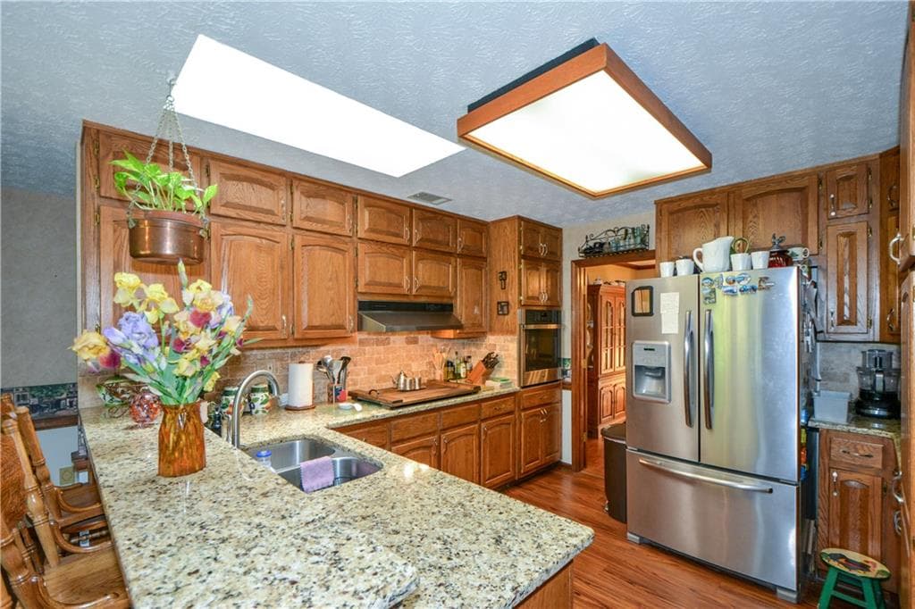 4 bedroom, 4 bathroom, 4,200 sq ft single family residence for sale at 130 Hawn Road, Fayetteville, GA 30215 — photo 9