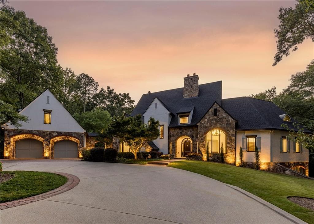 1395 Hearst Drive, Brookhaven, GA 30319 — most recent listing photo