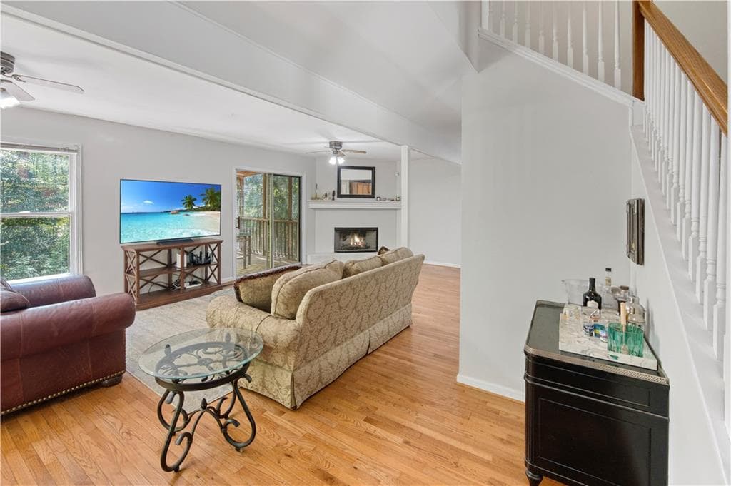 3 bedroom, 3 bathroom, 2,076 sq ft single family residence for sale at 3171 Burnt Hickory Road, Marietta, GA 30064 — photo 8