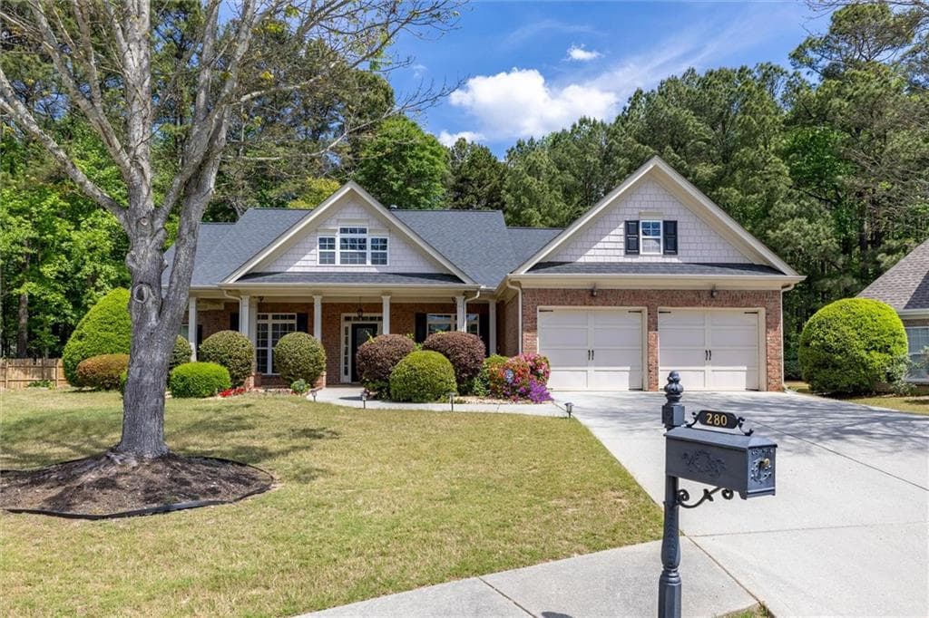 4 bedroom, 4 bathroom, 3,397 sq ft single family residence under contract at 280 Starfire Court, Loganville, GA 30052 — photo 2