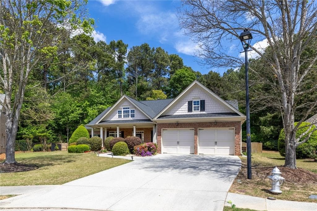 4 bedroom, 4 bathroom, 3,397 sq ft single family residence under contract at 280 Starfire Court, Loganville, GA 30052 — photo 4