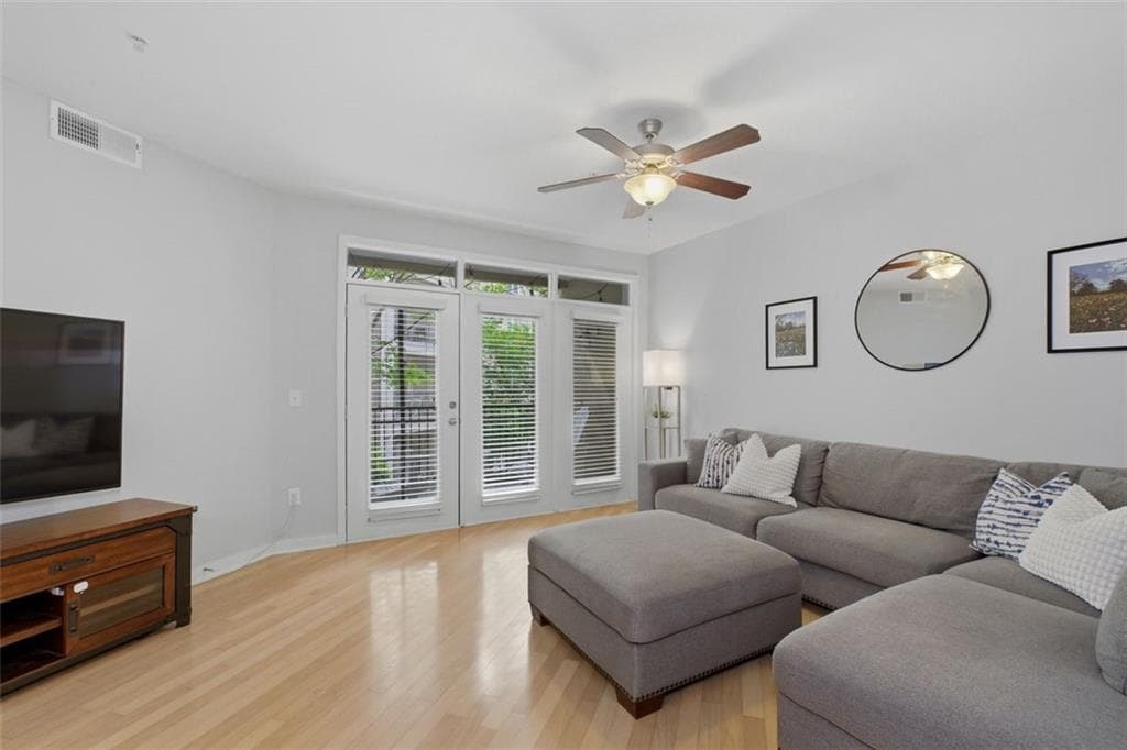1 bedroom, 1 bathroom, 1,107 sq ft condominium for sale at 390 17th Street 3038, Atlanta, GA 30363 — photo 2