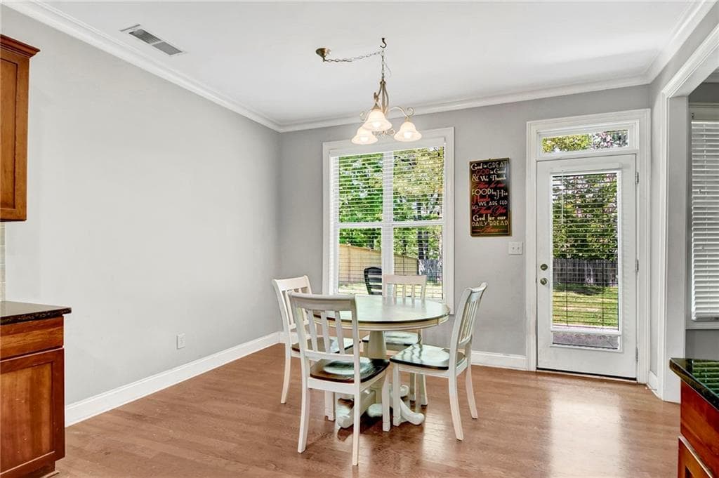 4 bedroom, 3 bathroom, 2,482 sq ft single family residence under contract at 20 Brookside Way, Cartersville, GA 30121 — photo 5
