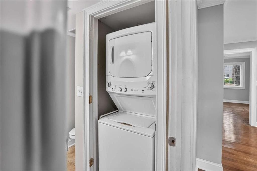 2 bedroom, 3 bathroom, 1,394 sq ft condominium for sale at 145 Rondak Circle, Smyrna, GA 30080 — photo 7