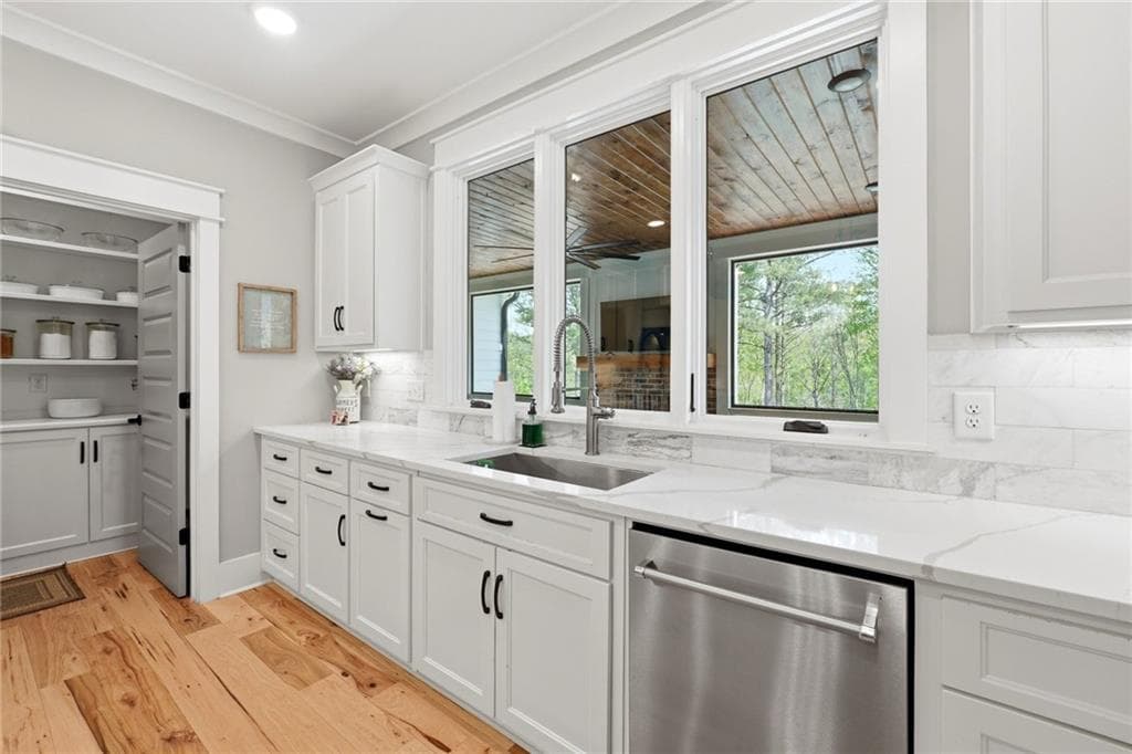 4 bedroom, 4 bathroom, 4,620 sq ft single family residence under contract at 326 Masons Way, Waleska, GA 30183 — photo 8