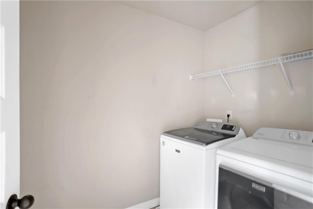 4 bedroom, 3 bathroom, 2,695 sq ft single family residence for sale at 958 Nevis Way, Mcdonough, GA 30253 — photo 5