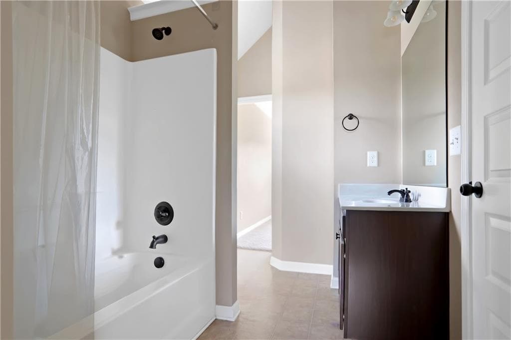 4 bedroom, 3 bathroom, 2,695 sq ft single family residence for sale at 958 Nevis Way, Mcdonough, GA 30253 — photo 9