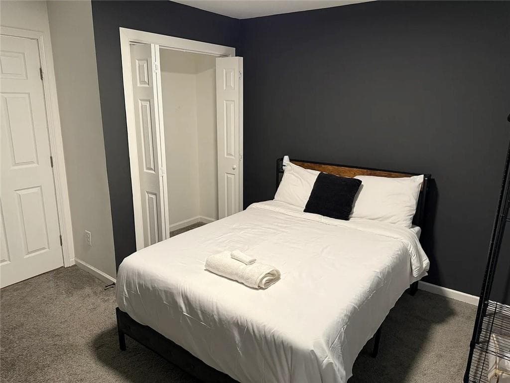 3 bedroom, 2 bathroom, 1,144 sq ft single family residence for sale at 2581 Hood Avenue, Atlanta, GA 30318 — photo 8