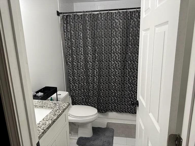 3 bedroom, 2 bathroom, 1,144 sq ft single family residence for sale at 2581 Hood Avenue, Atlanta, GA 30318 — photo 10