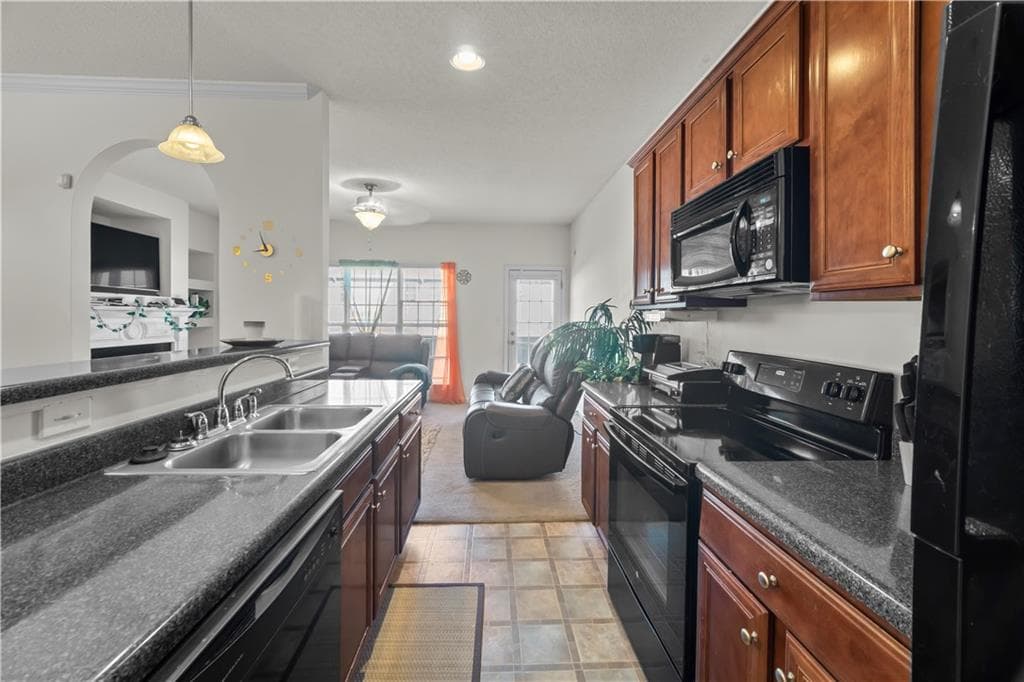 3 bedroom, 3 bathroom, 1,458 sq ft townhouse for sale at 6120 Capitol Knoll, Fairburn, GA 30213 — photo 9
