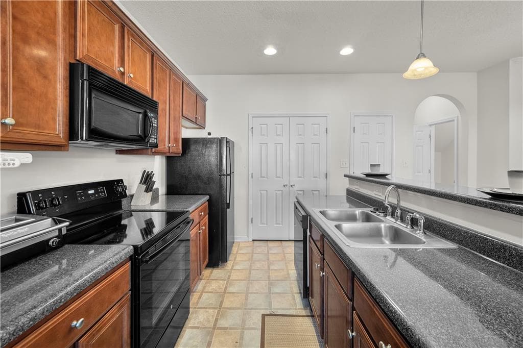 3 bedroom, 3 bathroom, 1,458 sq ft townhouse for sale at 6120 Capitol Knoll, Fairburn, GA 30213 — photo 10