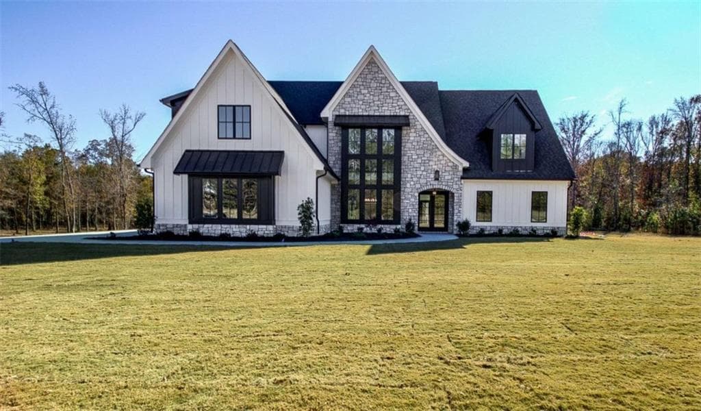 5 bedroom, 6 bathroom, 6,086 sq ft single family residence for sale at 130 Grace Hope Drive, Brooks, GA 30205 — photo 2