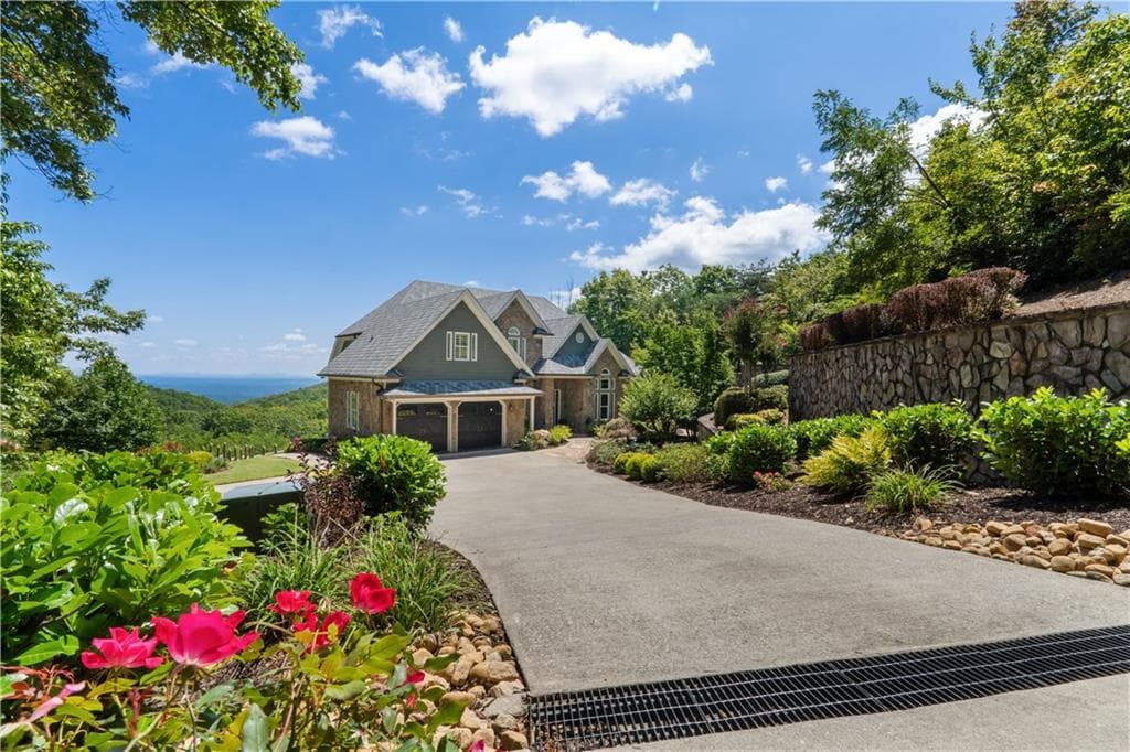 4 bedroom, 5 bathroom, 7,500 sq ft single family residence for sale at 430 Sassafras Mountain Laurel Lane, Jasper, GA 30143 — photo 3