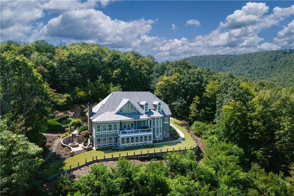 4 bedroom, 5 bathroom, 7,500 sq ft single family residence for sale at 430 Sassafras Mountain Laurel Lane, Jasper, GA 30143 — photo 5