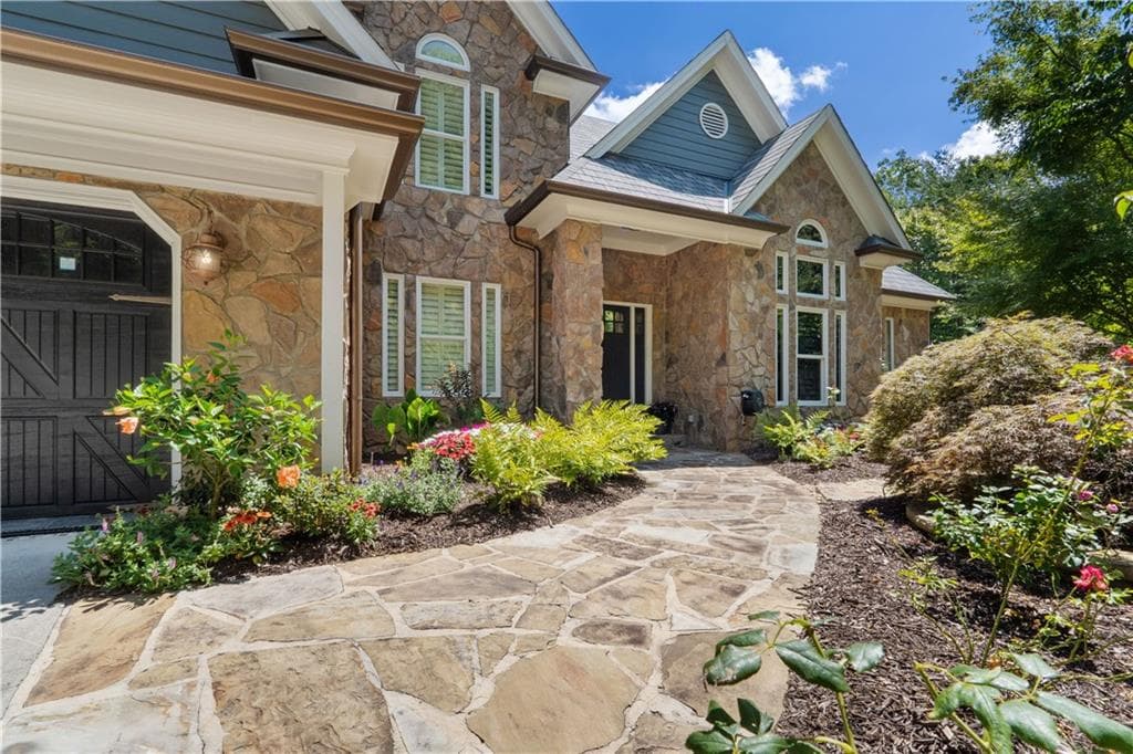 4 bedroom, 5 bathroom, 7,500 sq ft single family residence for sale at 430 Sassafras Mountain Laurel Lane, Jasper, GA 30143 — photo 8