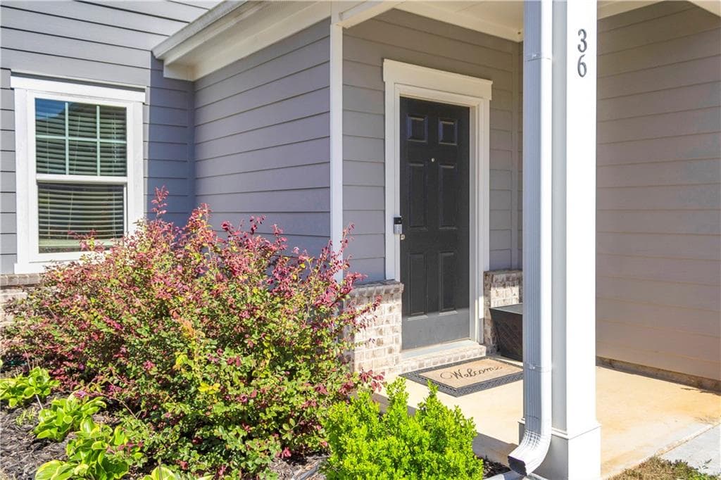 5 bedroom, 5 bathroom, 3,214 sq ft single family residence under contract at 36 Knightsbridge Lane, Winder, GA 30680 — photo 2