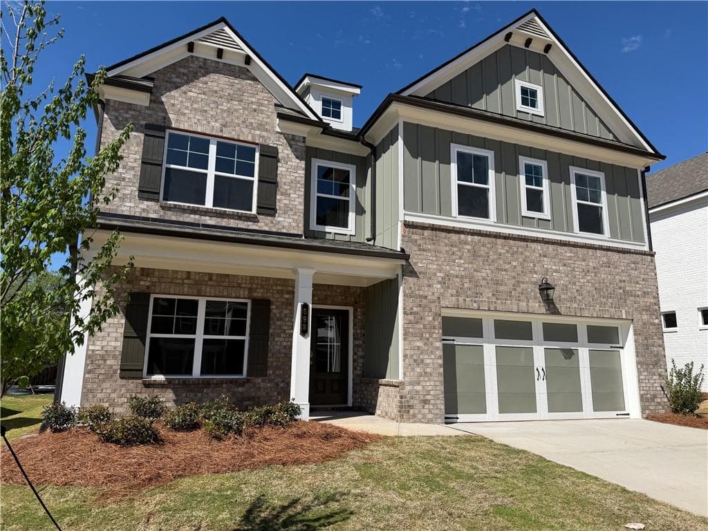 5 bedroom, 3 bathroom, 2,549 sq ft single family residence under contract at 692 Secret Garden Lane, Dacula, GA 30019 — photo 2