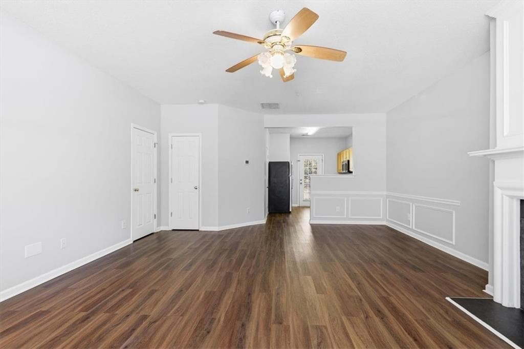 3 bedroom, 2 bathroom, 1,377 sq ft townhouse under contract at 200 Riverstone Commons Circle, Canton, GA 30114 — photo 8