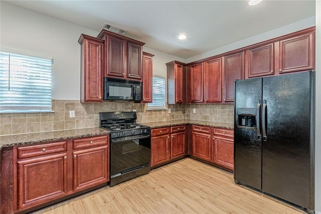 4 bedroom, 4 bathroom, 4,100 sq ft single family residence for sale at 248 Allegrini Drive, Atlanta, GA 30349 — photo 8