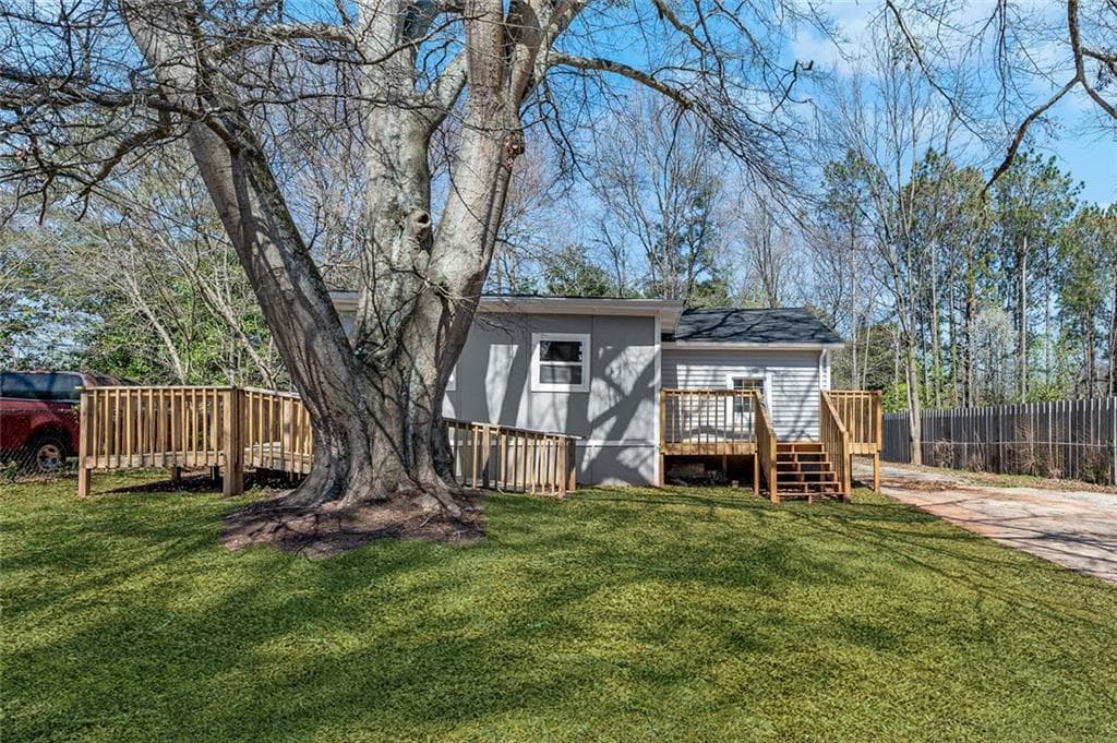 2 bedroom, 2 bathroom, 1,133 sq ft single family residence sold at 5153 Westbrook, Union City, GA 30291
