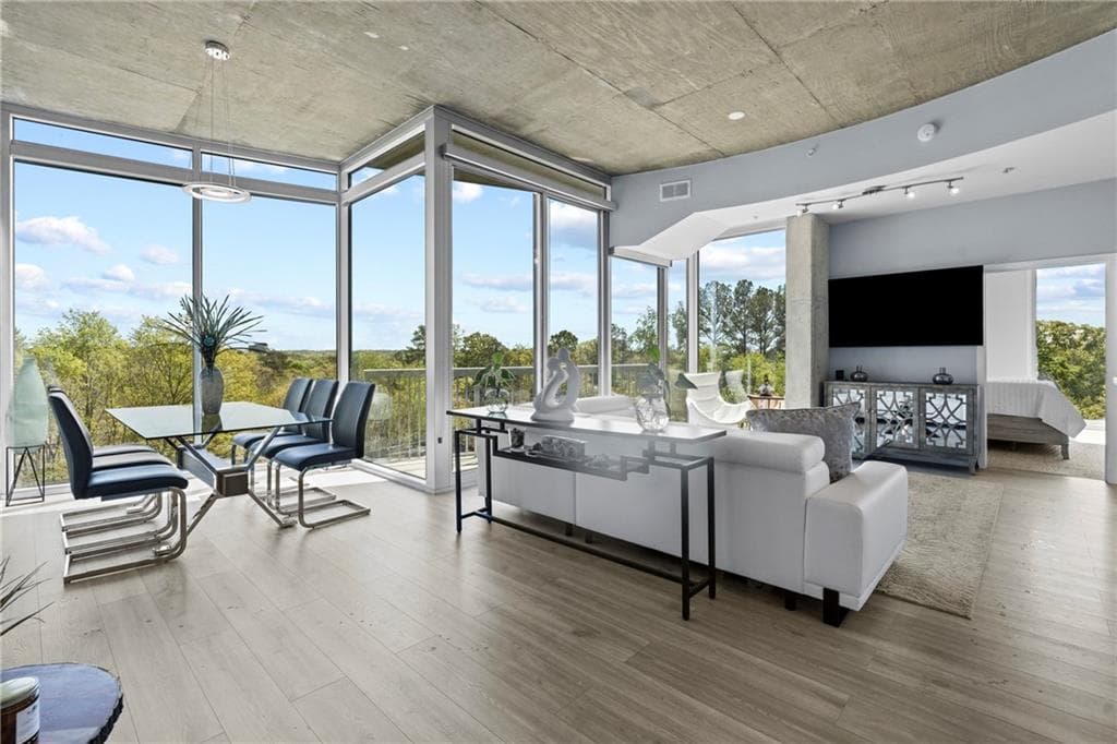 2 bedroom, 2 bathroom, 1,368 sq ft condominium for sale at 3300 Windy Ridge Parkway 502, Atlanta, GA 30339
